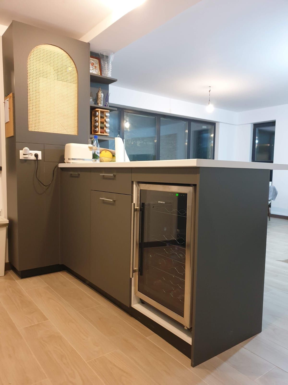 Bucătării la comandă București — proiect Daxa Wood 5