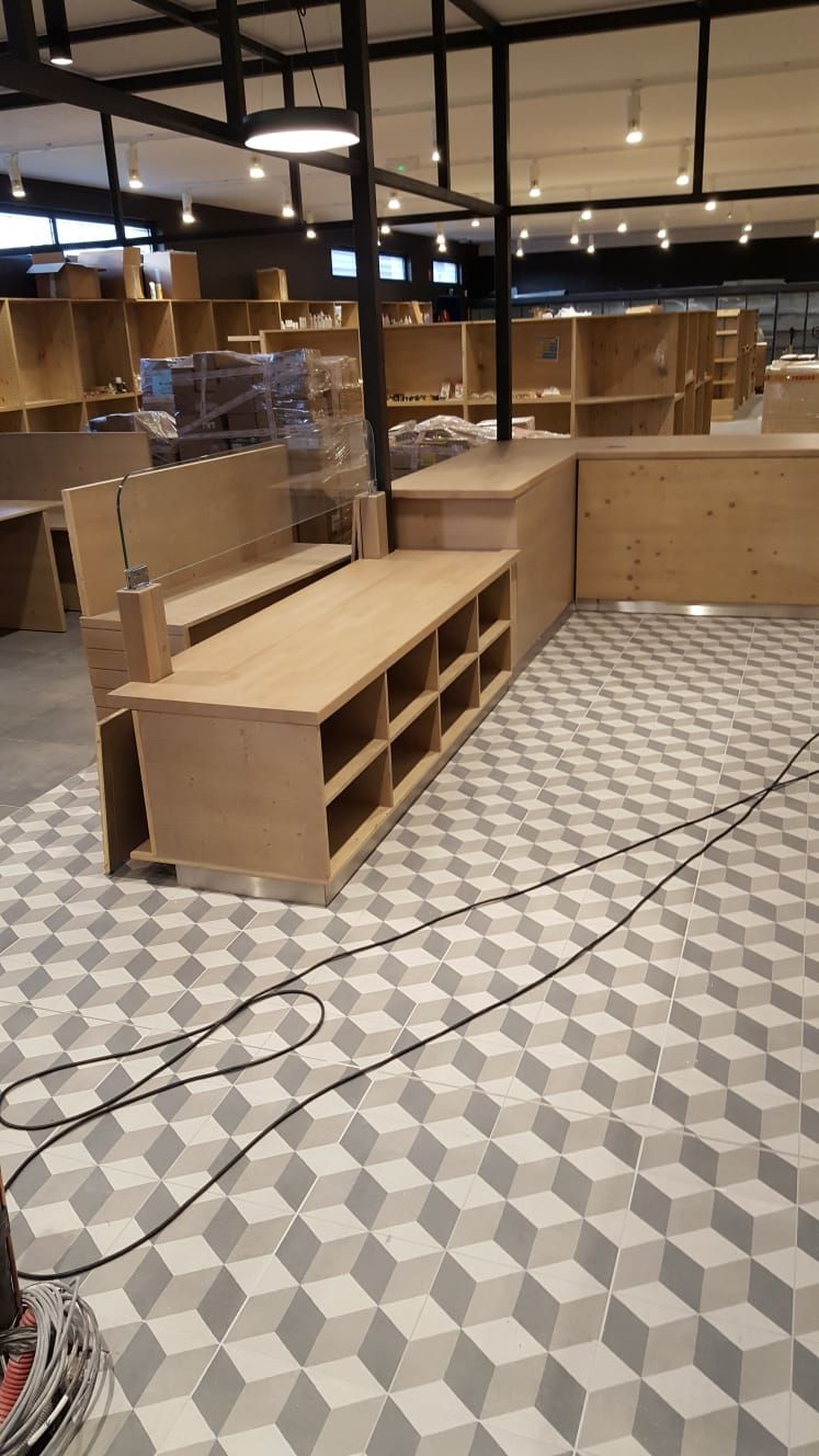 Mobilier office la comandă București — proiect Daxa Wood 2